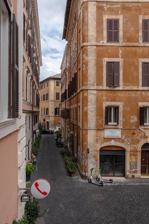Fontanella Borghese Elegant & Beautiful Apartment Rome Bagian luar foto